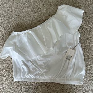 One shoulder crop top